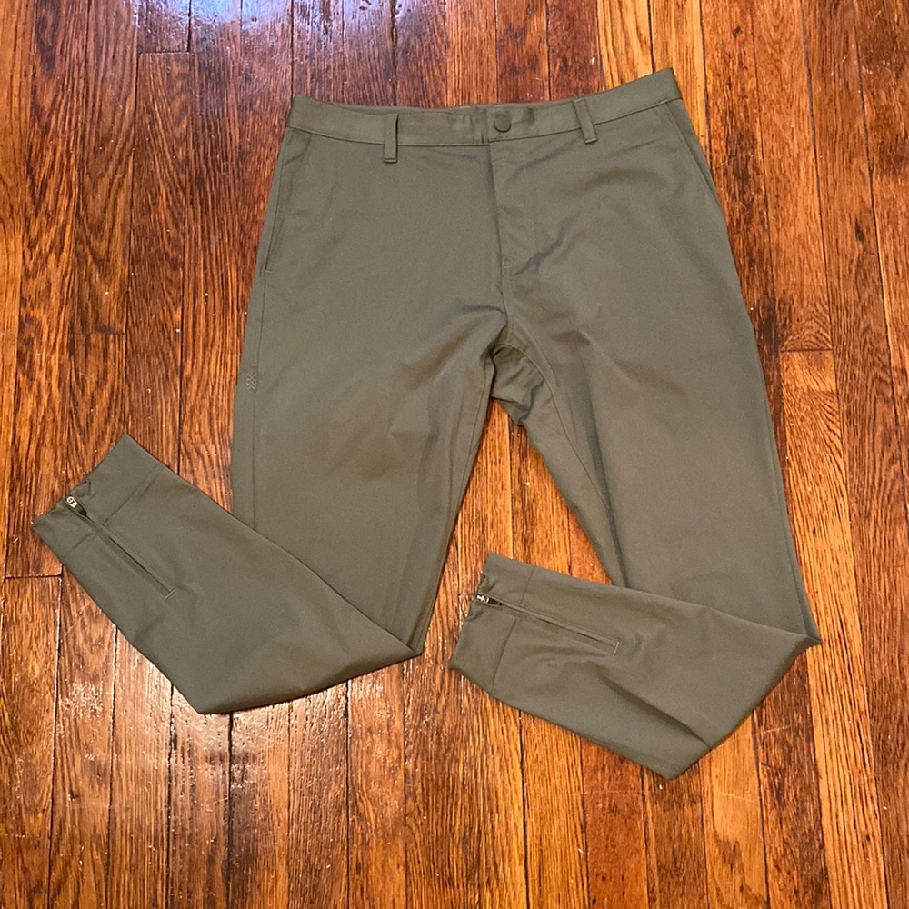 Like New Rhone Joggers
